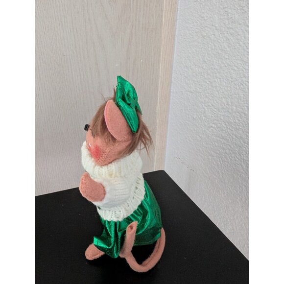 Annalee Dolls 6" “Kiss Me I’m Irish” Girl Mouse – St. Patrick’s Day Collectible - Picture 4 of 8